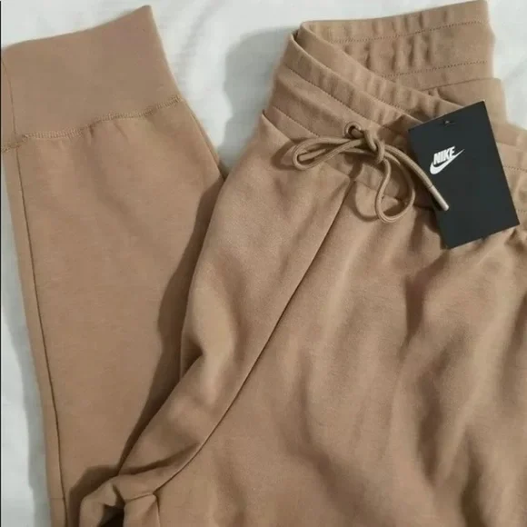 Nike Sportswear Tech Fleece Jogger Pants NWT - Picture 6 of 10